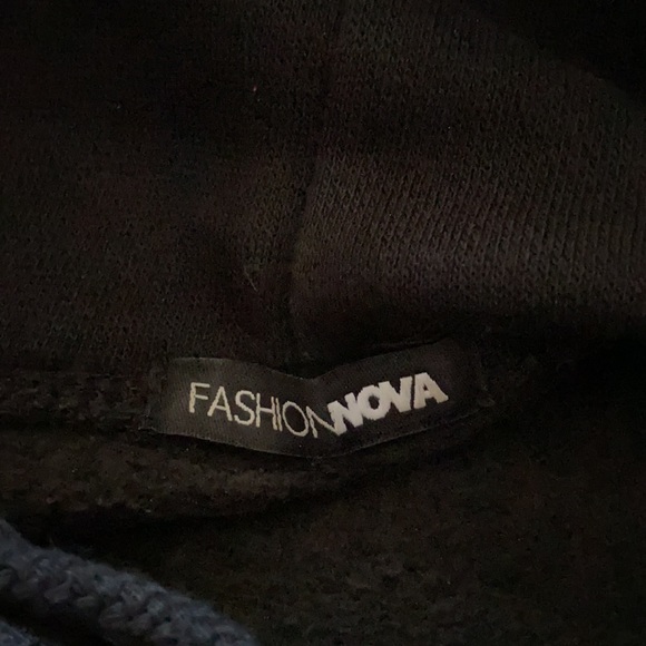 Black hoodie - Picture 3 of 3